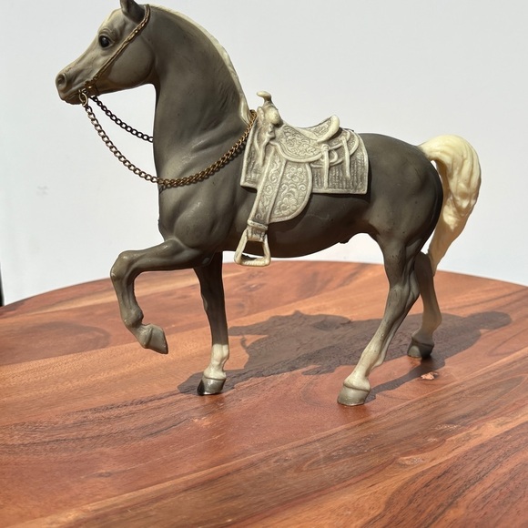 RARE Breyer "Cheyenne" Western Prancing Horse with saddle - Picture 2 of 16